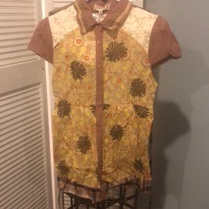 Lulumari button down top